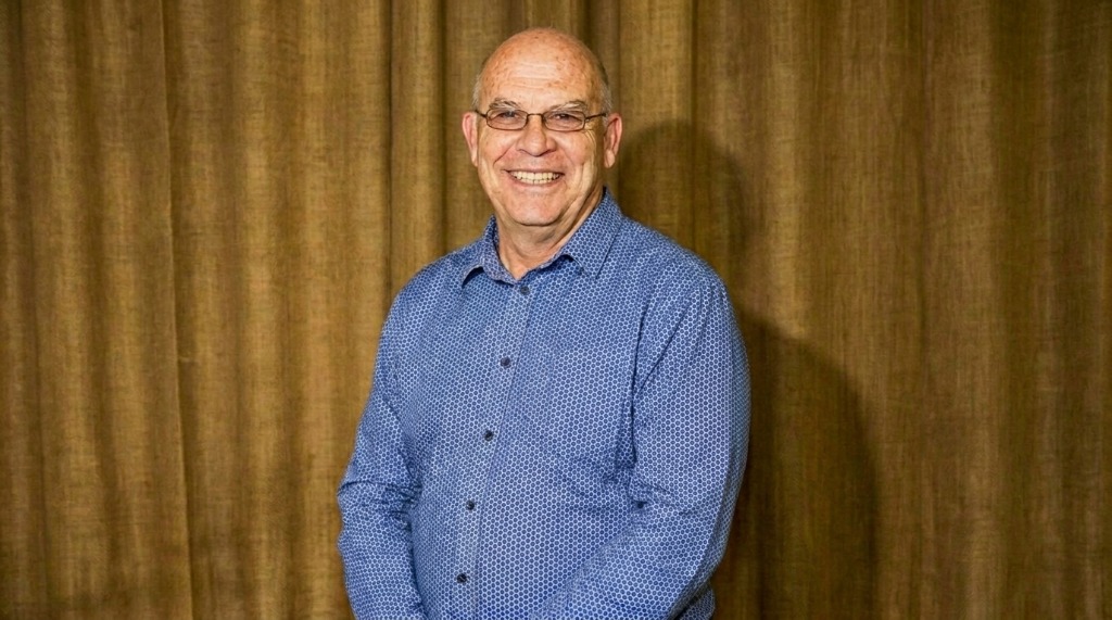 Neville Neveling - Fyrirlesari